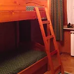 Charming, Cozy, And Bright דירה Mélezet